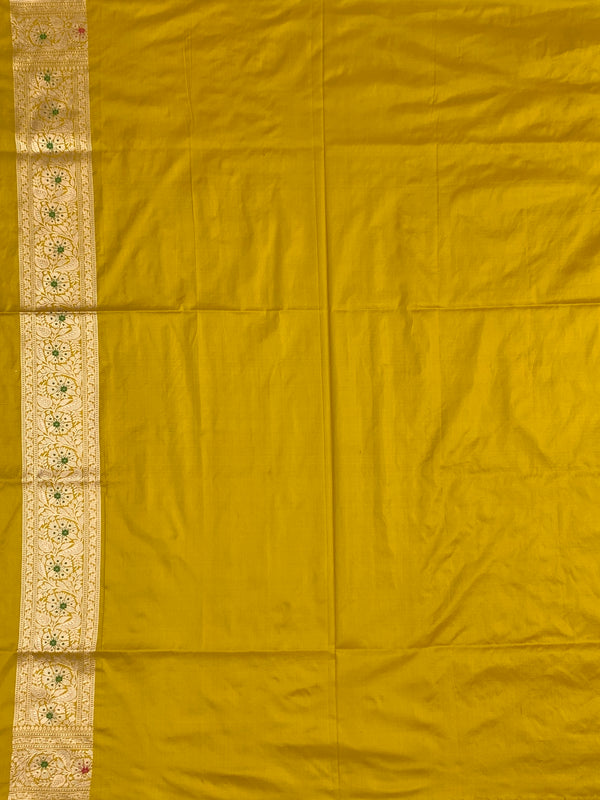 Radiant Mustard Yellow Banarasi Silk Saree with Intricate Gold Zari & Meenakari Floral Jaal