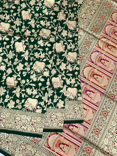 Exquisite Emerald Green Pichwai Motif Banarasi Silk Saree with Jharokha Pallu