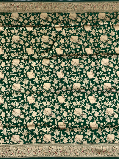 Exquisite Emerald Green Pichwai Motif Banarasi Silk Saree with Jharokha Pallu