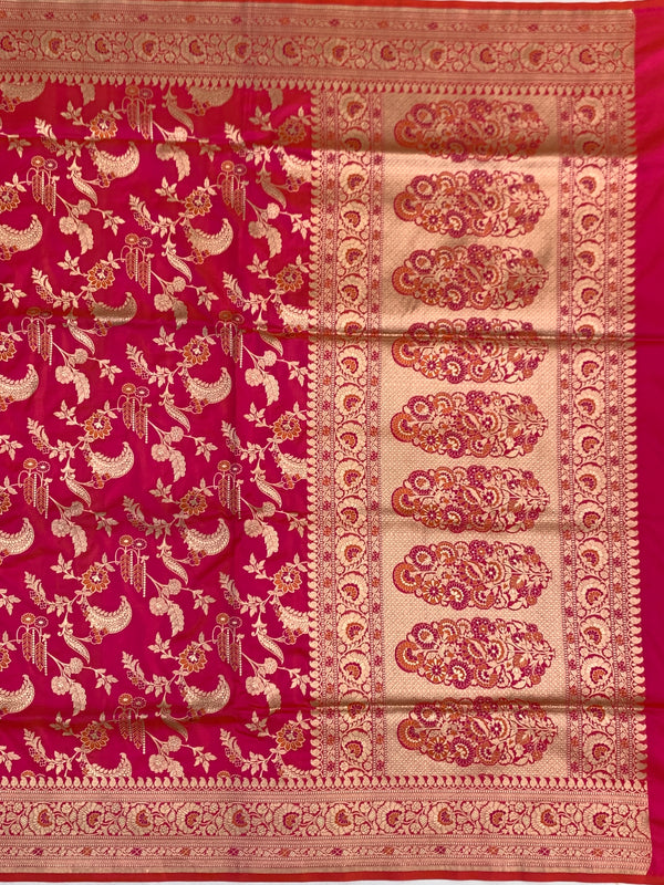 Exquisite Rani Pink Handloom Banarasi Silk Saree