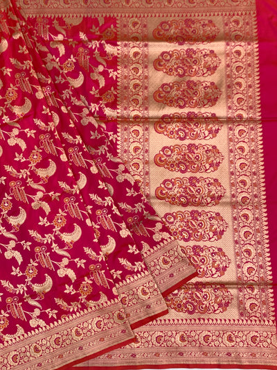 Exquisite Rani Pink Handloom Banarasi Silk Saree