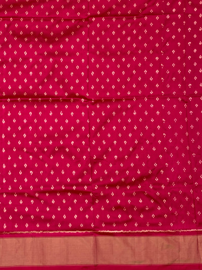 Exquisite Handloom Ikat Silk Saree in Purple & Magenta