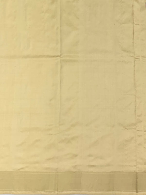 Exquisite Off-White Bird Motif Handloom Ikat Silk Saree