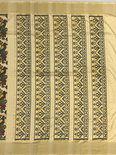 Exquisite Off-White Bird Motif Handloom Ikat Silk Saree