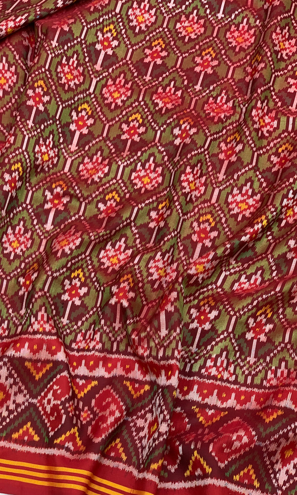 Regal Crimson & Forest Green Patola Saree – Traditional Phulwari Ikat