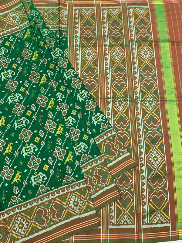 Exquisite Emerald Green Patola Saree with Traditional Elephant Motifs