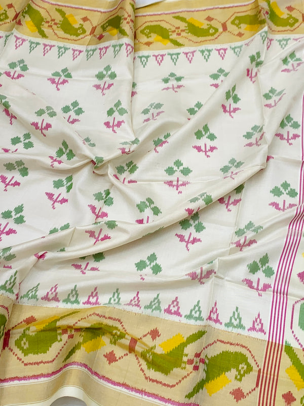 Exquisite Off-White & Pink Rajkot Patola Silk Saree