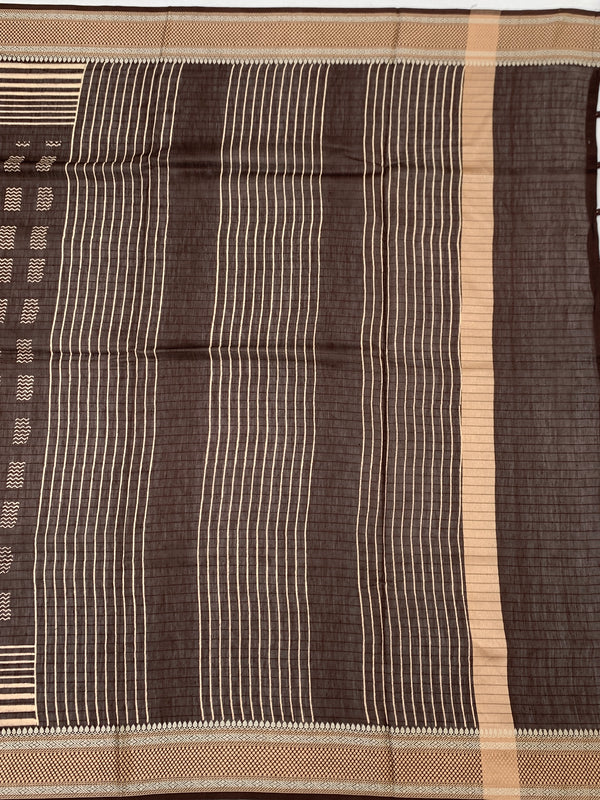 Tuscan Coffee: Hand-Printed Geometric Cotton Saree