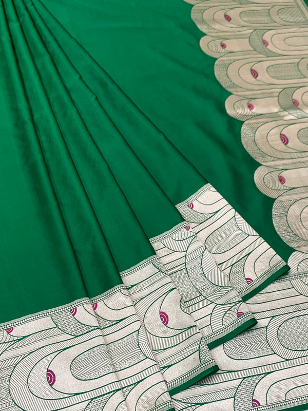 Emerald Green Mashru Silk Saree with Geometric Scallop Zari Border