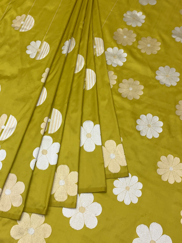 Contemporary Chartreuse Green Banarasi Silk Saree with Modern Floral Buttis