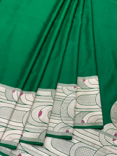 Emerald Green Mashru Silk Saree with Geometric Scallop Zari Border