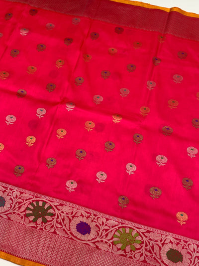 Gadwal Pattu Saree Pink In Colour