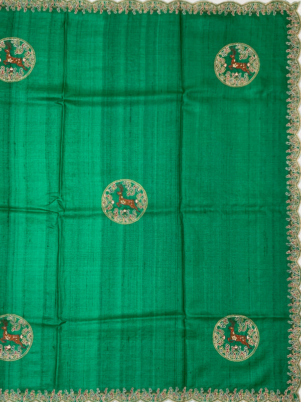 Emerald Green Tussore Silk Saree with Circular Deer Medallions & Scalloped Border