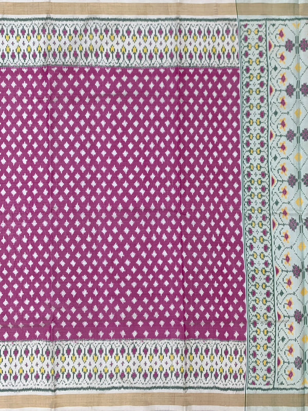 Vibrant Magenta & Cream Rajkot Patola Silk Saree